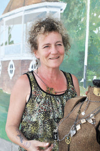 THE ORILLIA TIMES INTERVIEWS CATIE RAYMOND ABOUT HER ONE-OF-A-KIND STEAMPUNK JEWELRY